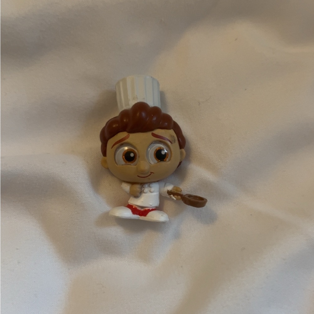 Disney Doorables Series 10 Alfredo Linguini